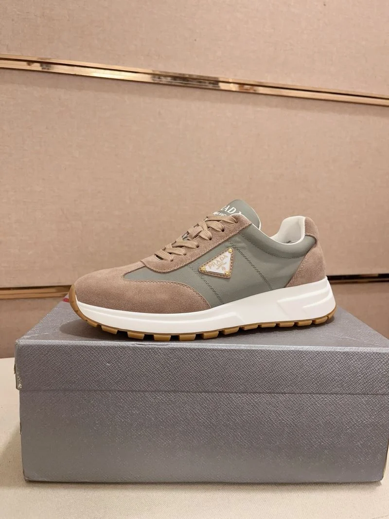 Prada Low Shoes Youthful 35657