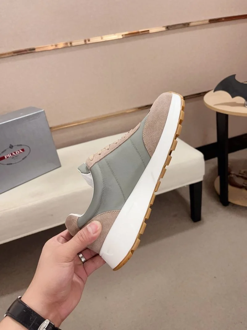 Prada Low Shoes Youthful 35657
