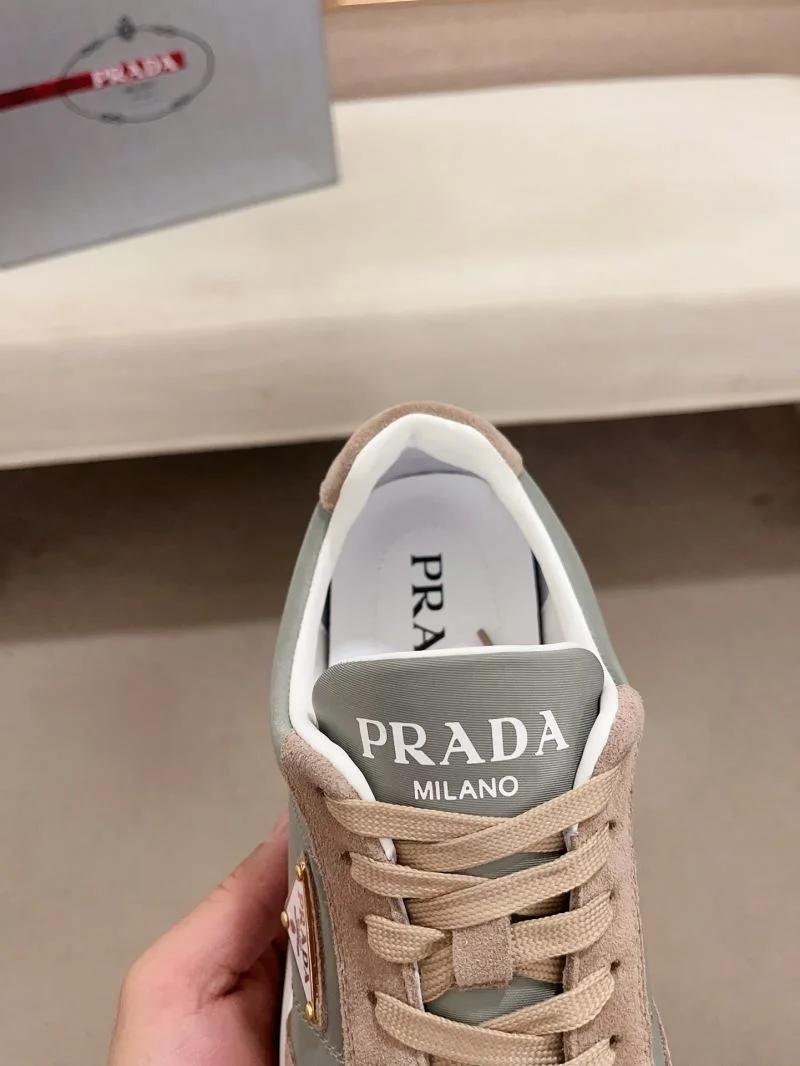 Prada Low Shoes Youthful 35657