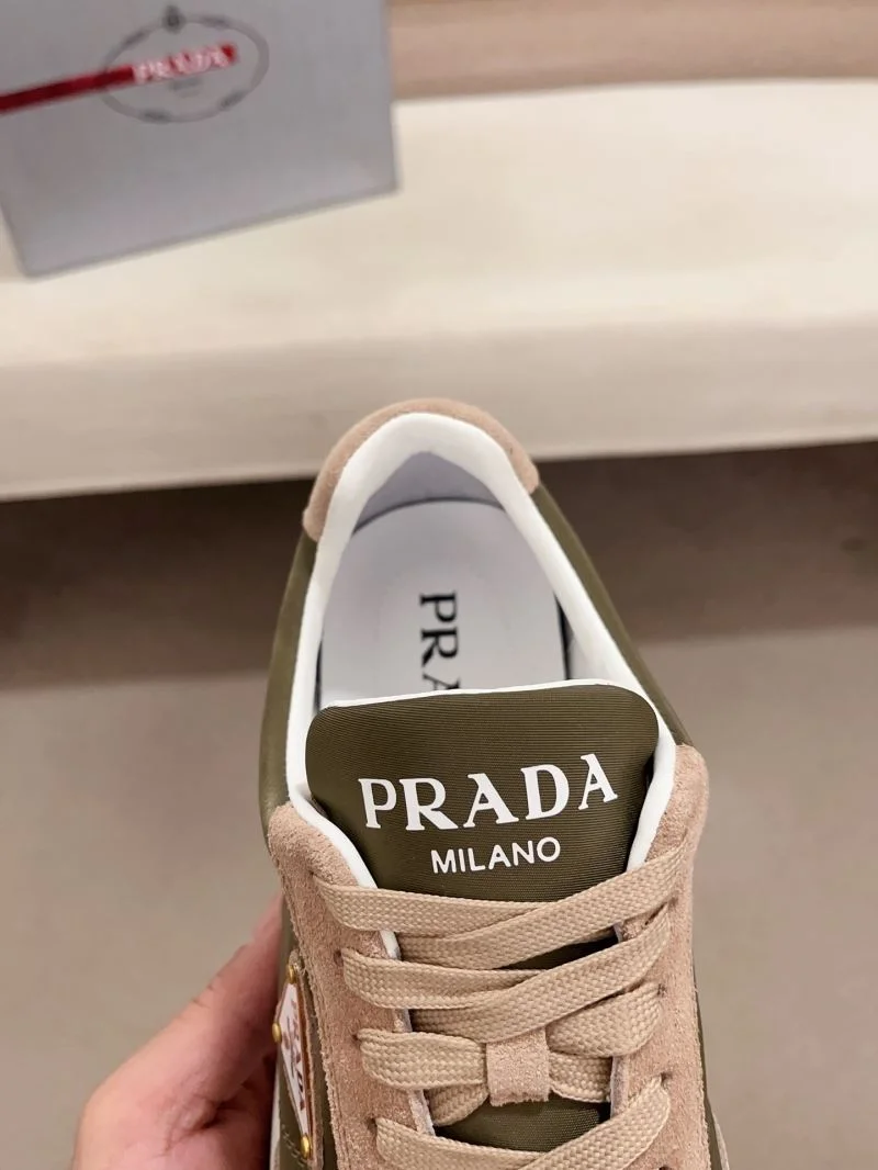 Tailored Prada Low Shoes 35652