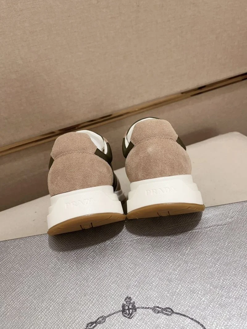 Tailored Prada Low Shoes 35652