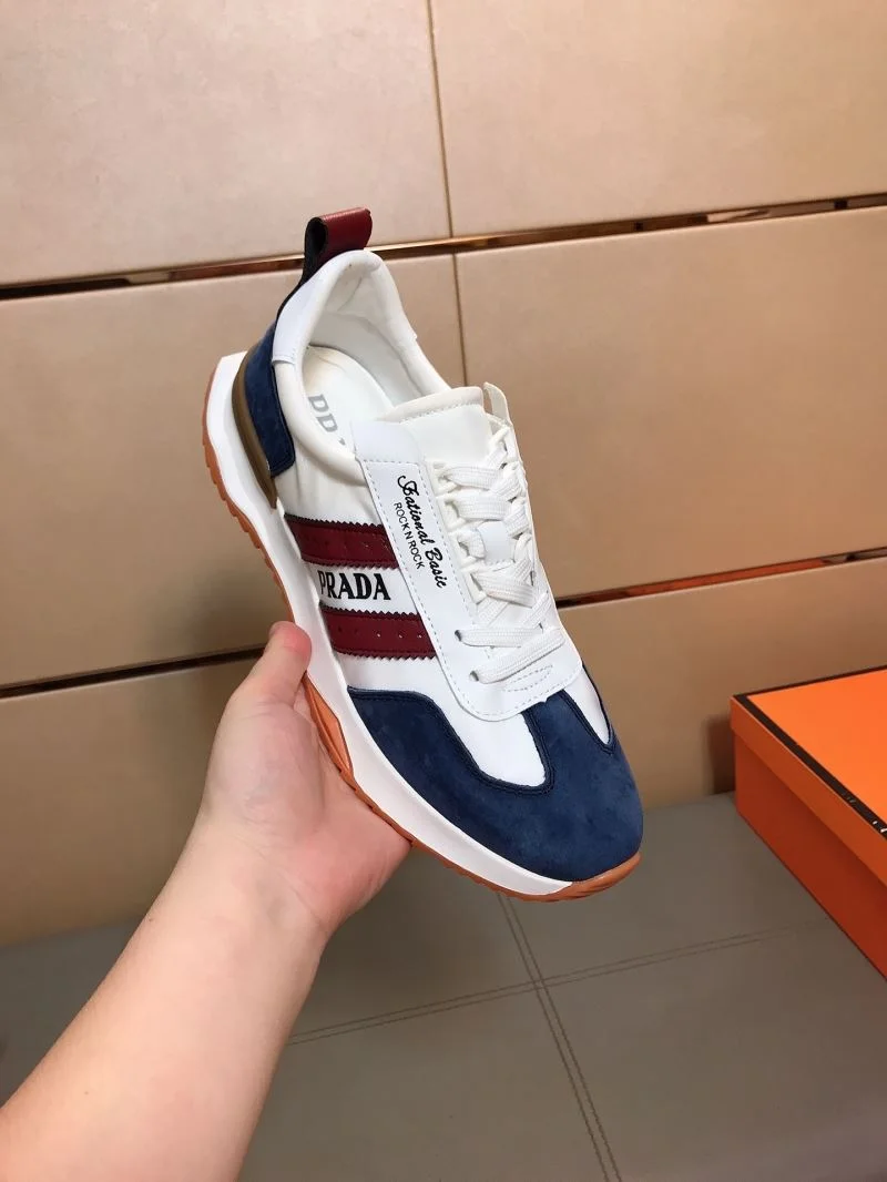 Refined Prada Low Shoes 35645