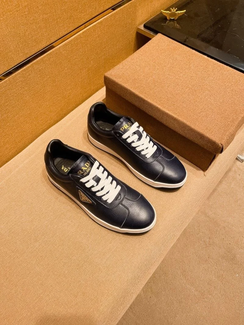 Effortless Prada Low Shoes 35636