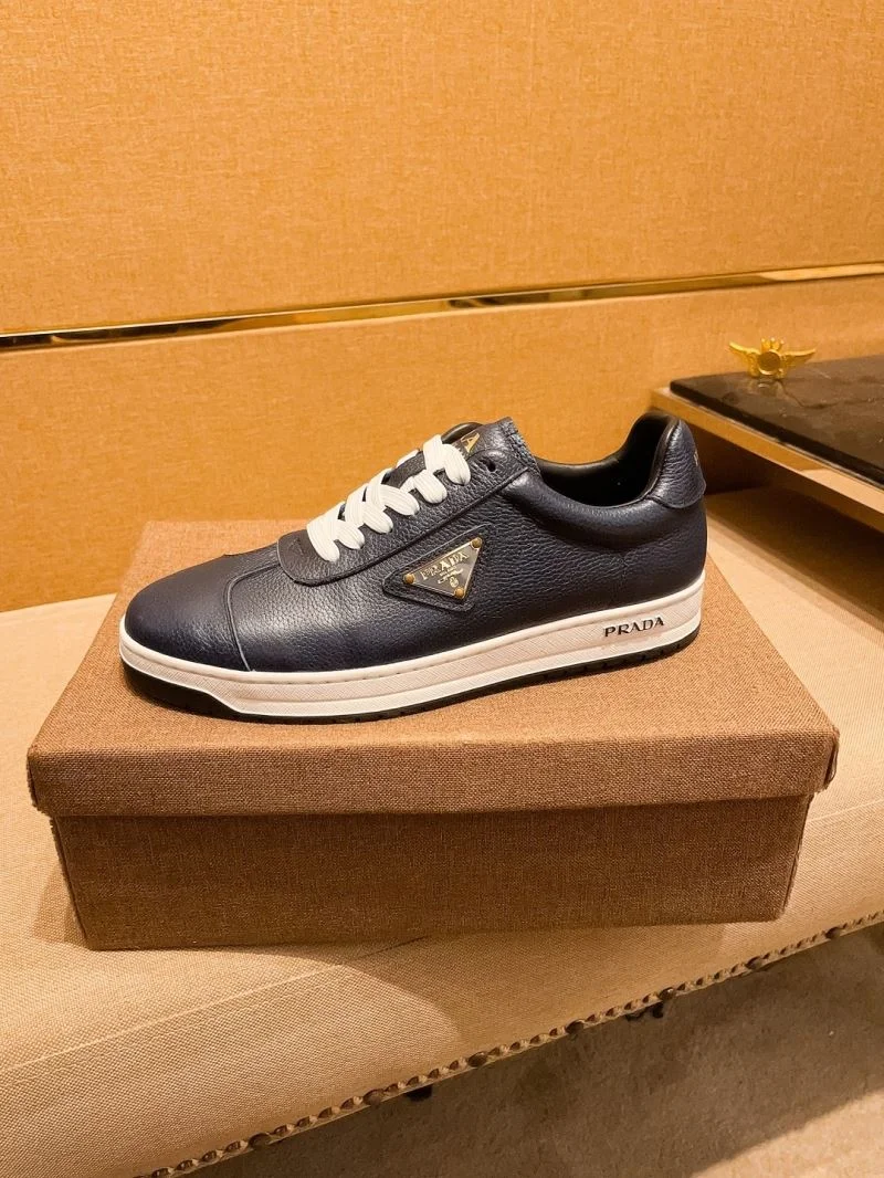 Effortless Prada Low Shoes 35636