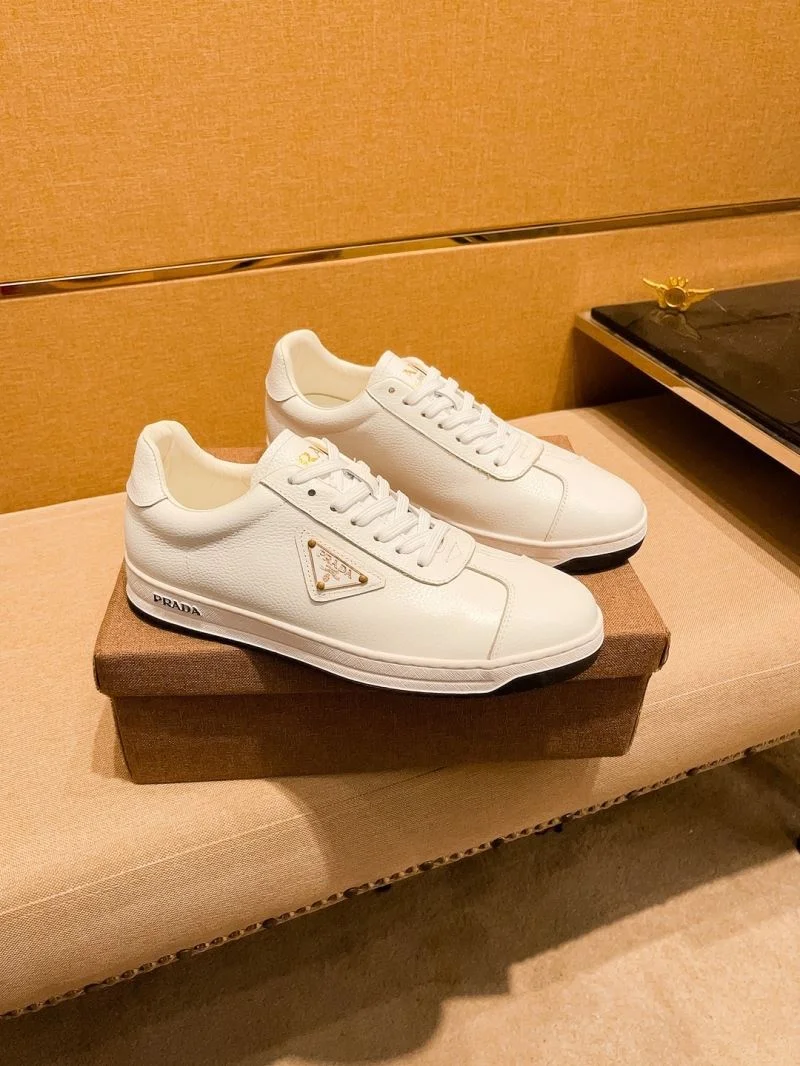 Prada Low Shoes Efficient 35646