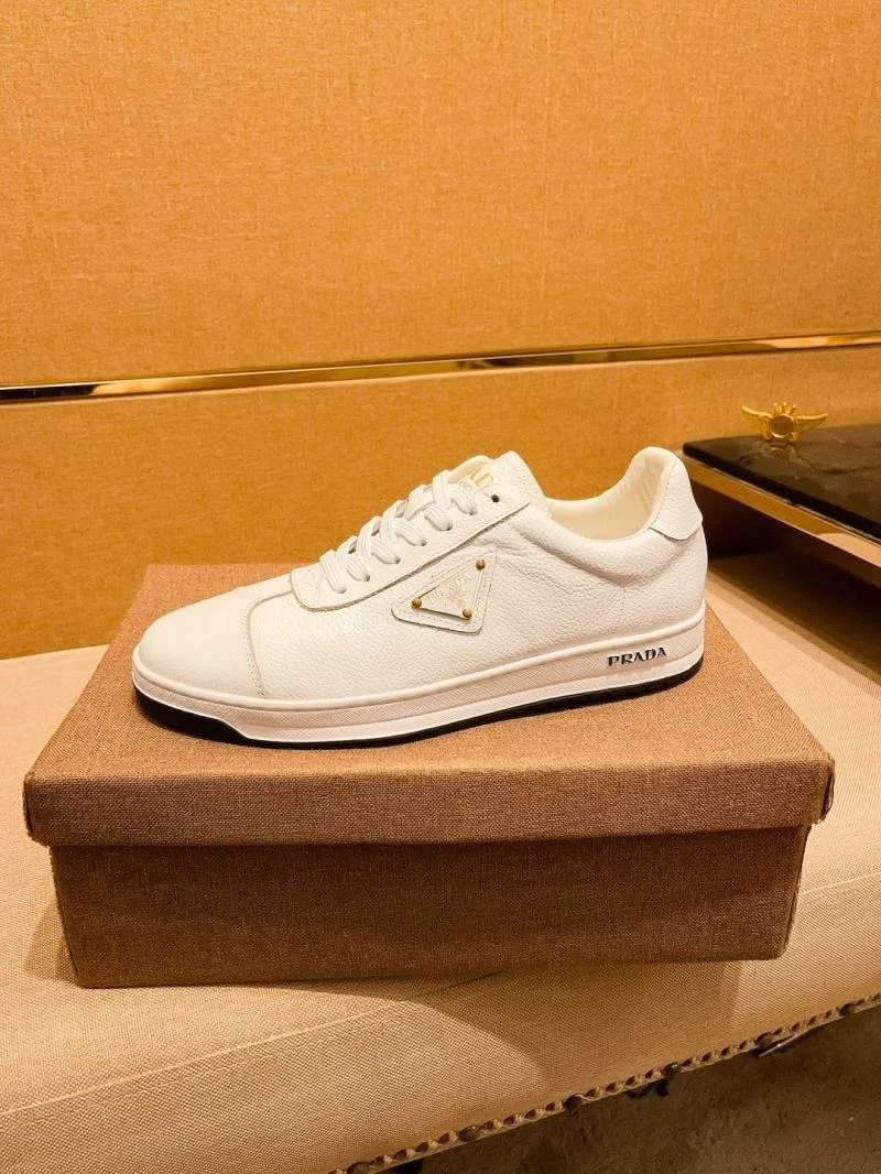 Prada Low Shoes Efficient 35646