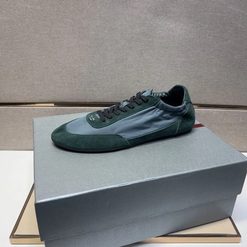 Sophisticated Prada Low Shoes 35634
