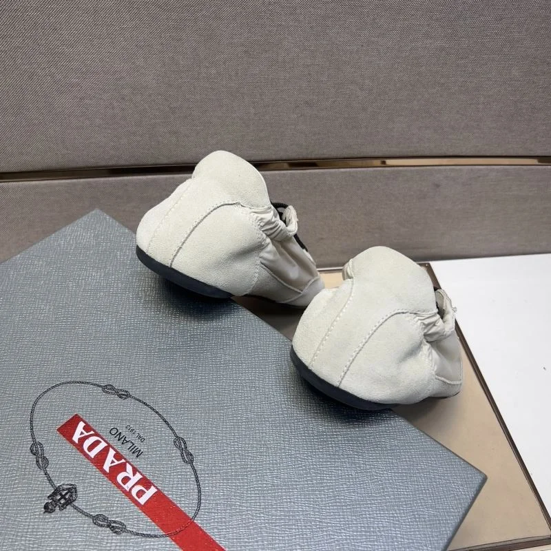 Packable Prada Low Shoes 35632