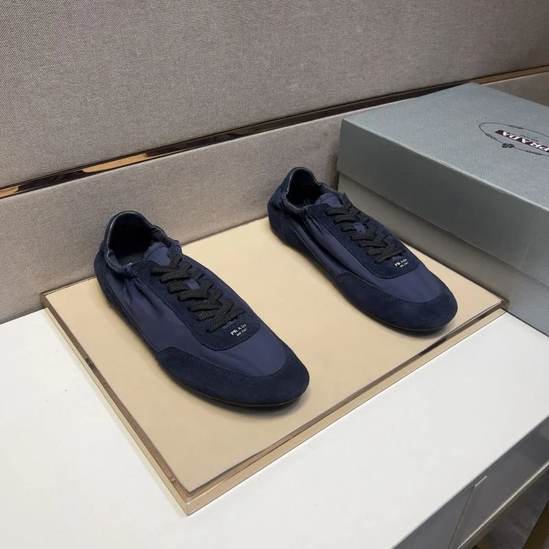 Prada Low Shoes Trendy 35626