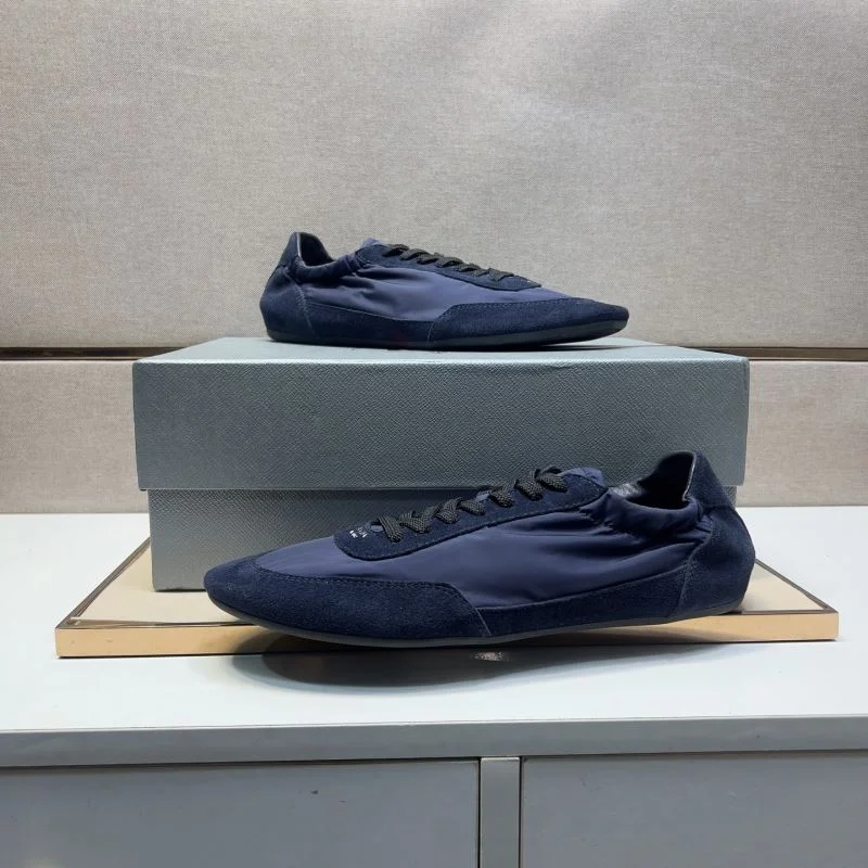 Prada Low Shoes Trendy 35626