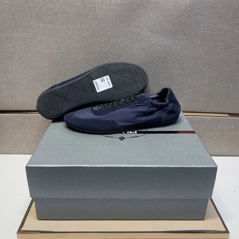 Prada Low Shoes Trendy 35626