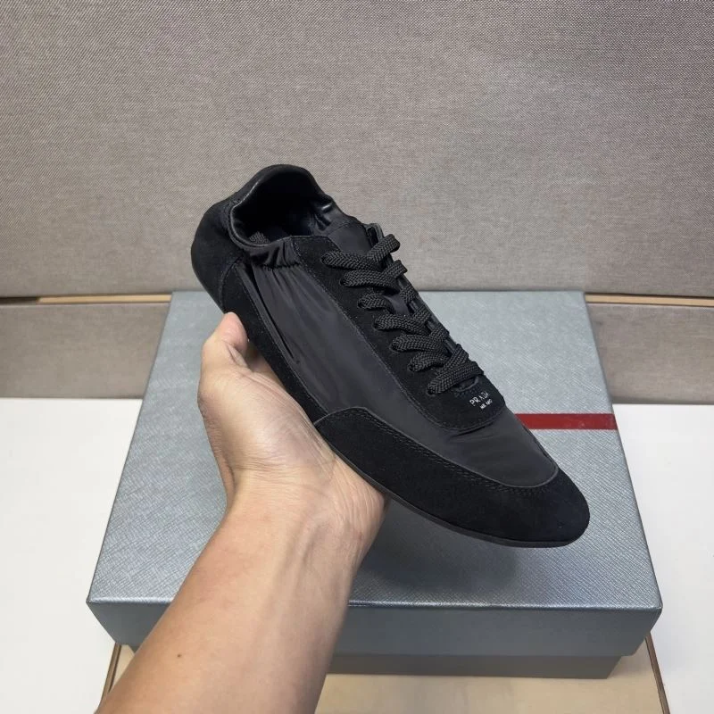 ModernLook Prada Low Shoes 35628