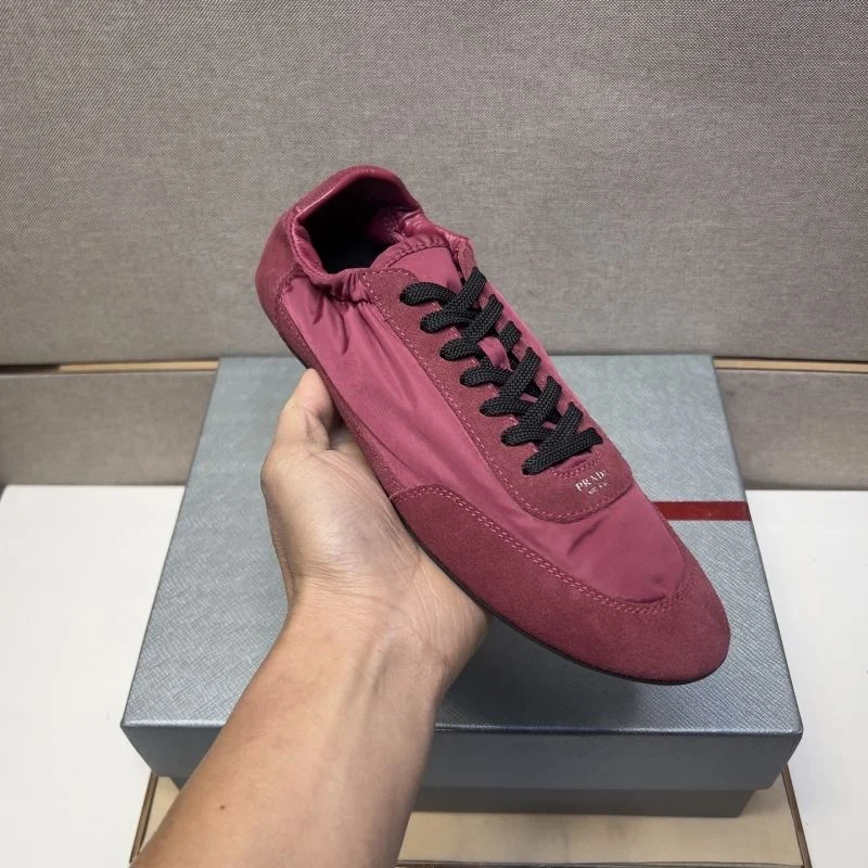 Sophisticated Prada Low Shoes 35627