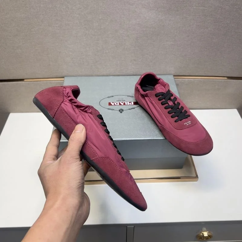 Sophisticated Prada Low Shoes 35627