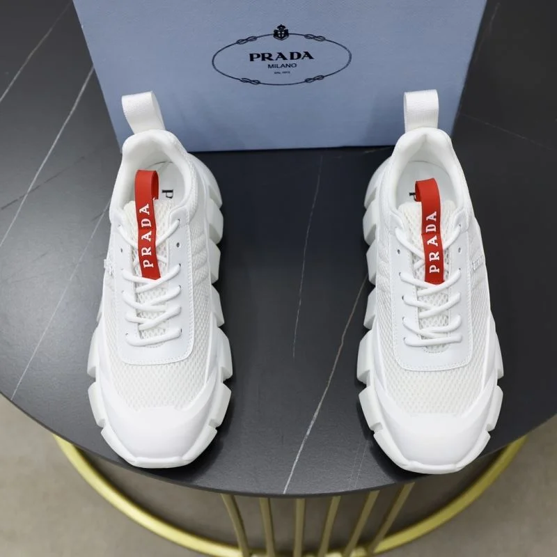 Refined Prada Low Shoes 35629