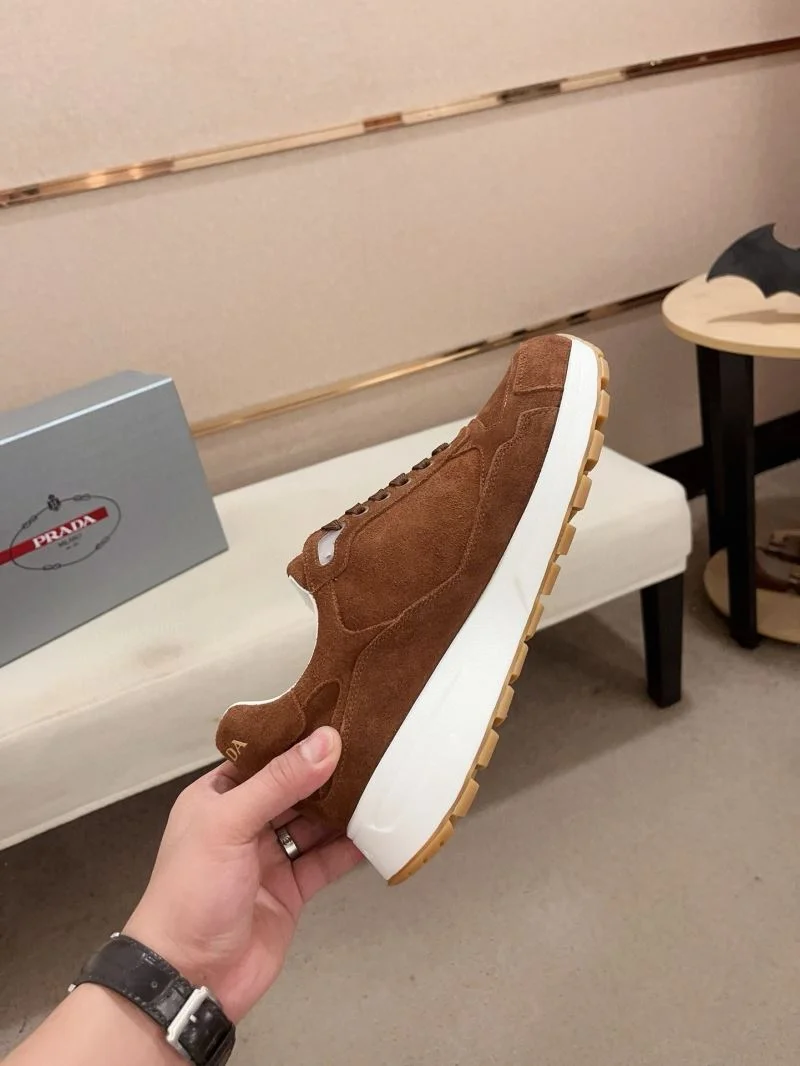 Prada Low Shoes Flexible 35615