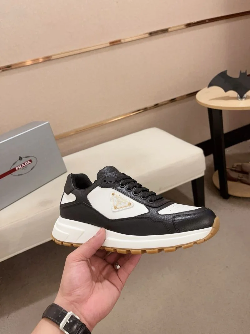 Prada Low Shoes StreetReady 35612
