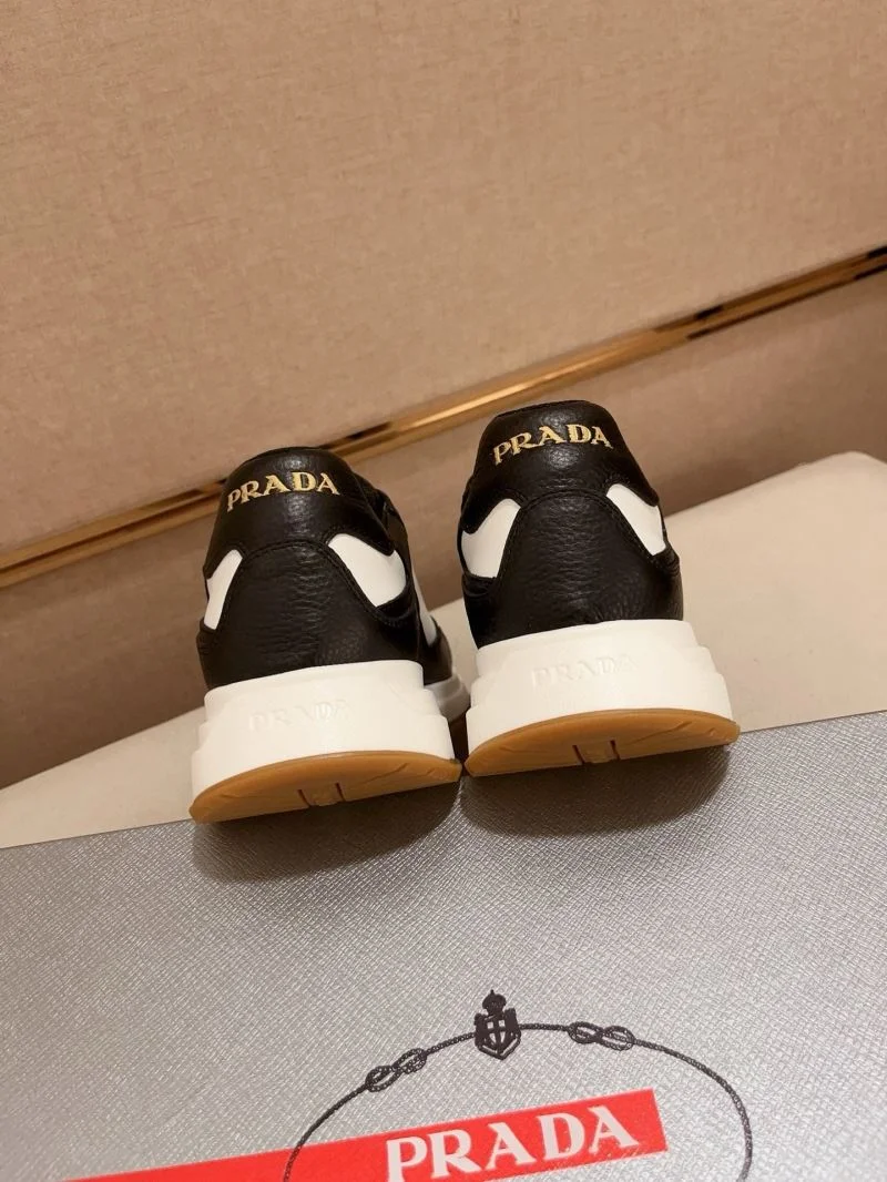 Prada Low Shoes StreetReady 35612