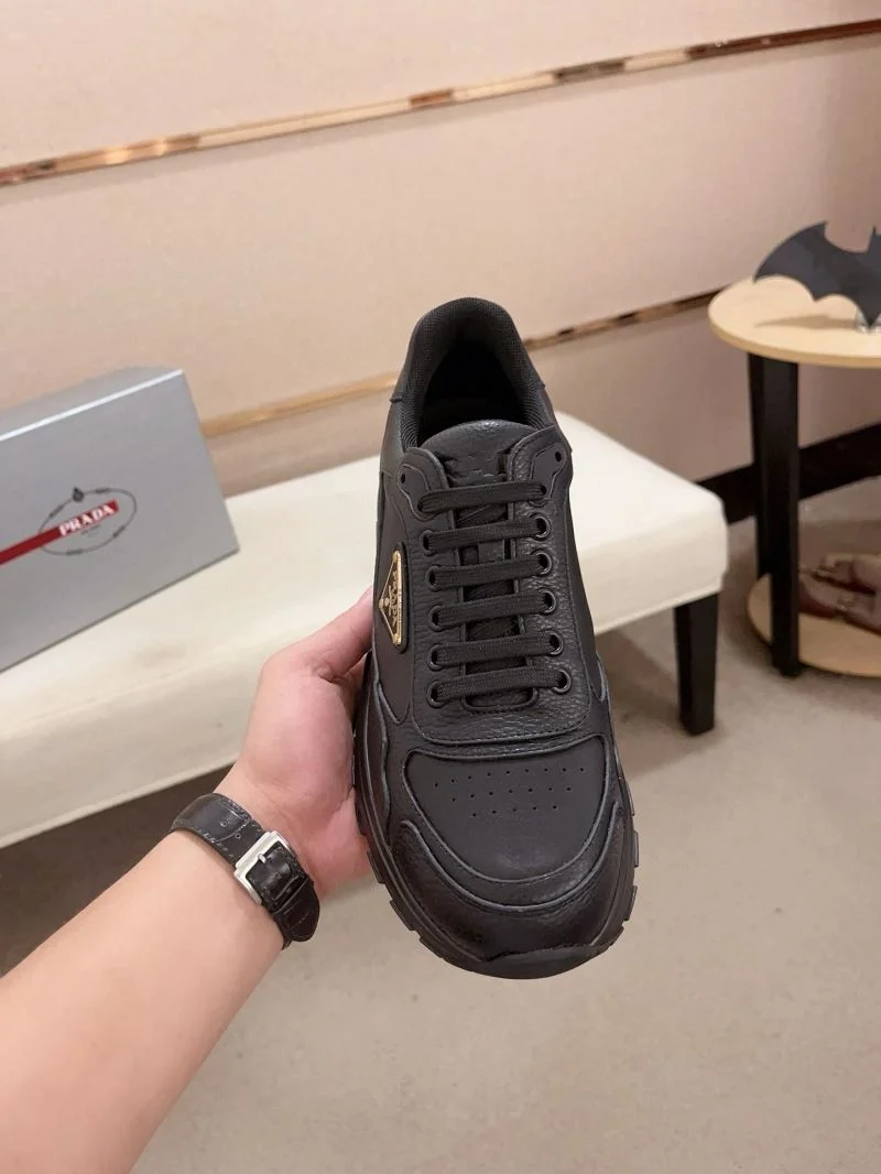 Prada Low Shoes Contemporary 35618