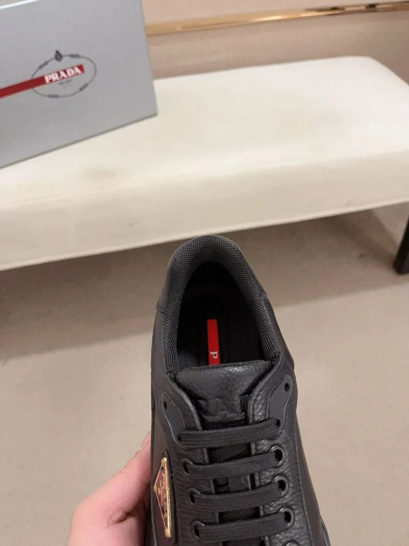 Prada Low Shoes Contemporary 35618
