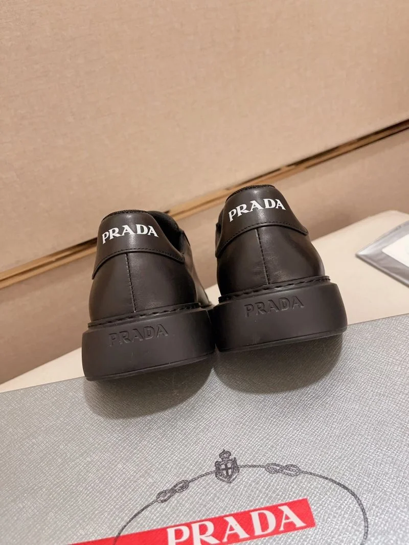 Prada Low Shoes DailyWear 35607