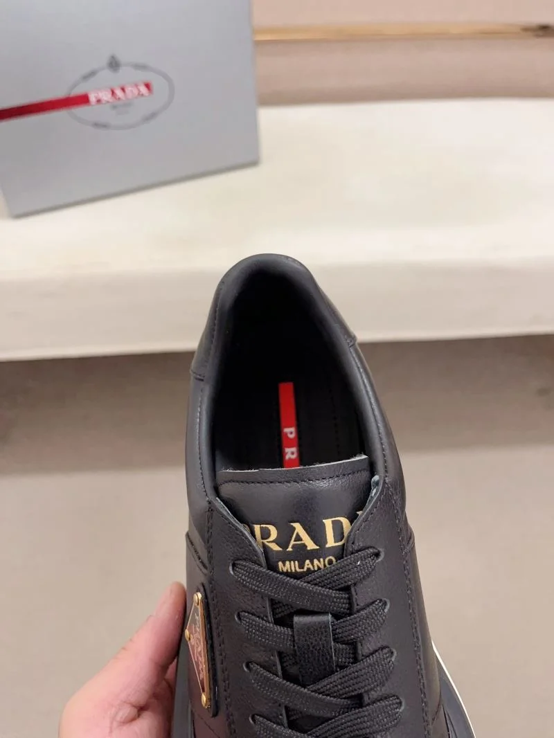 SunProtective Prada Low Shoes 35614