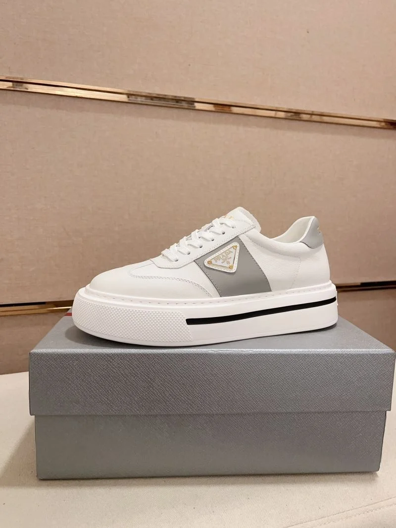 Prada Low Shoes Neat 35605