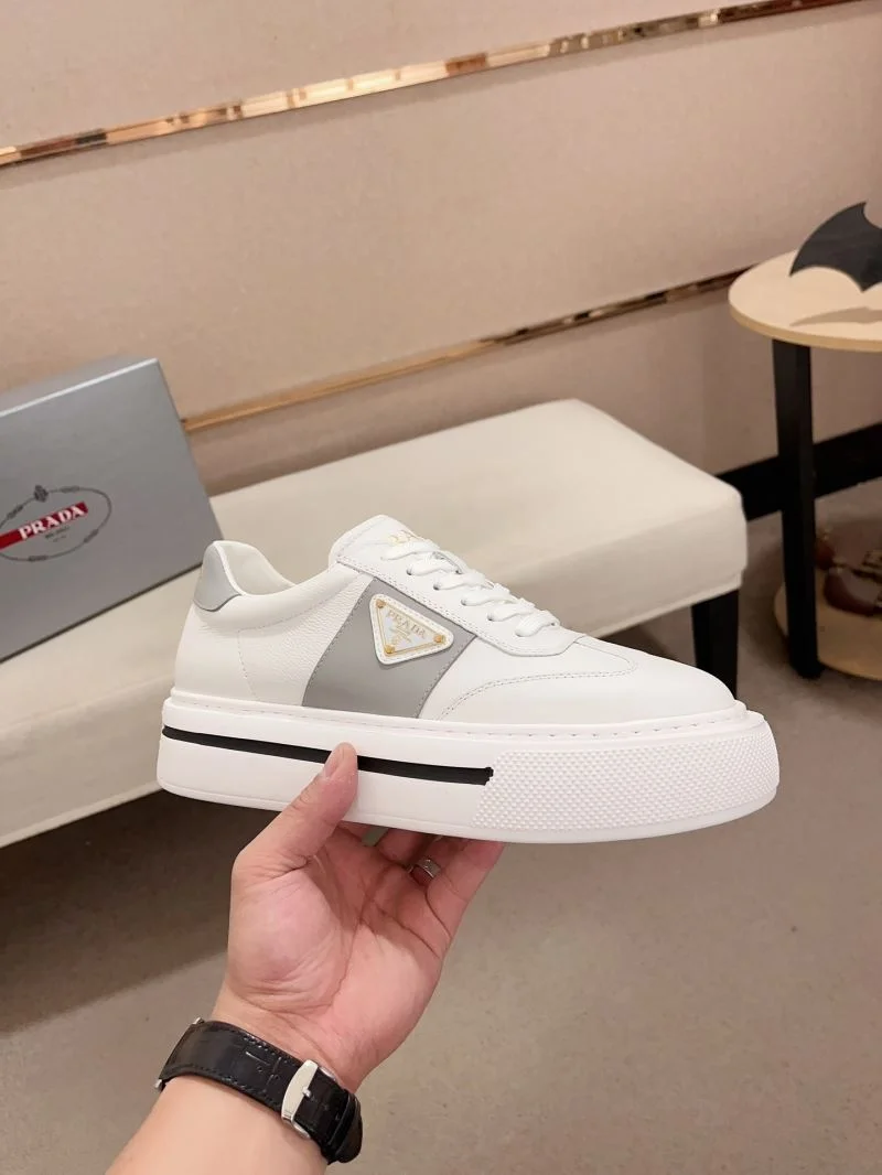Prada Low Shoes Neat 35605