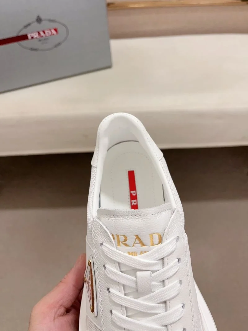 Prada Low Shoes SmartChoice 35608