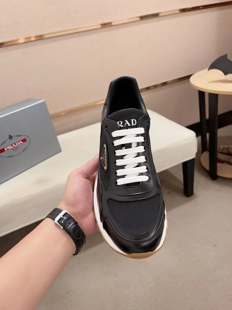 Prada Low Shoes Premium 35586