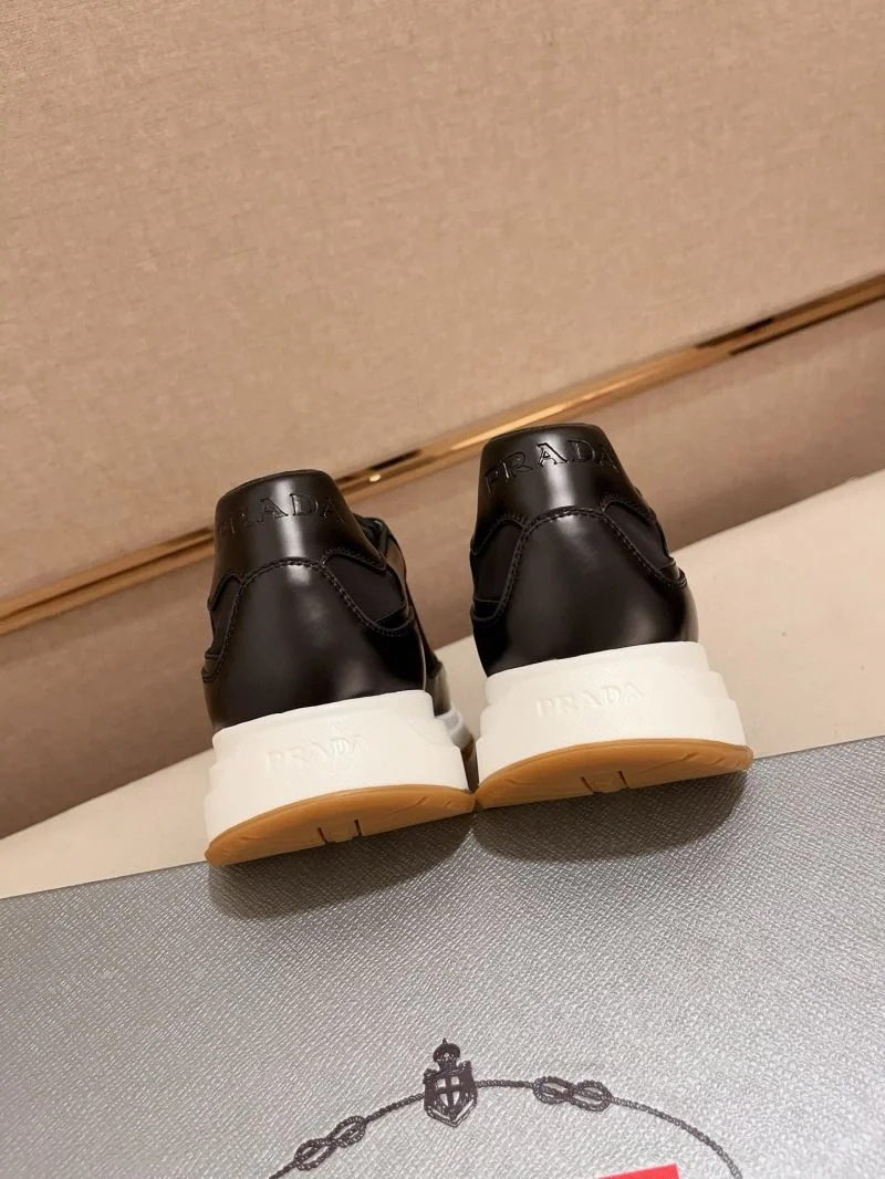Prada Low Shoes Premium 35586