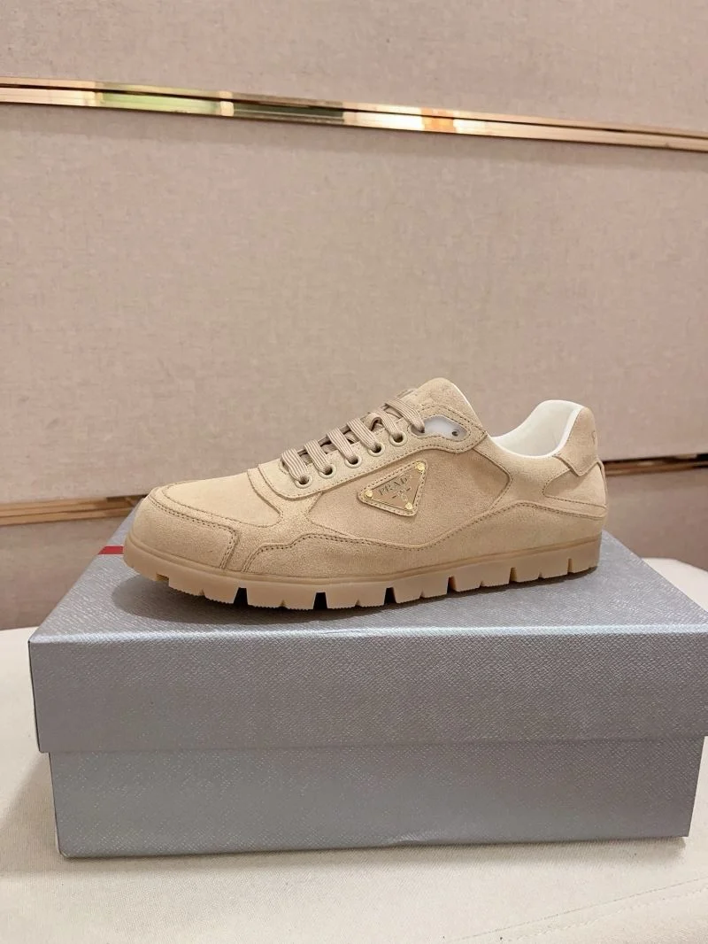Timeless Prada Low Shoes 35588
