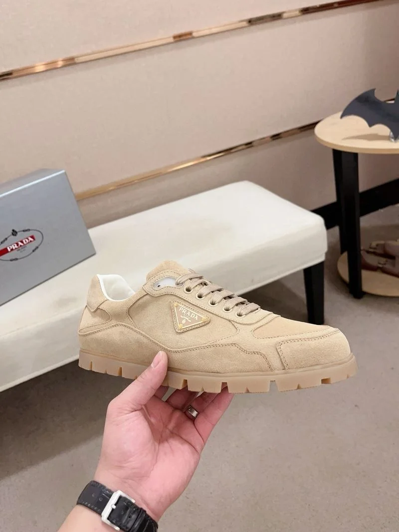 Timeless Prada Low Shoes 35588