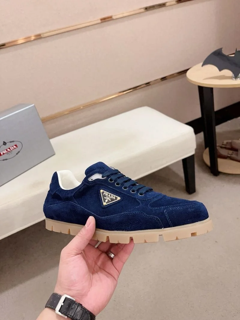 Soft Prada Low Shoes 35590