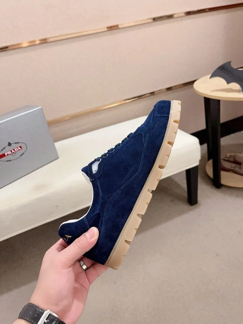Soft Prada Low Shoes 35590