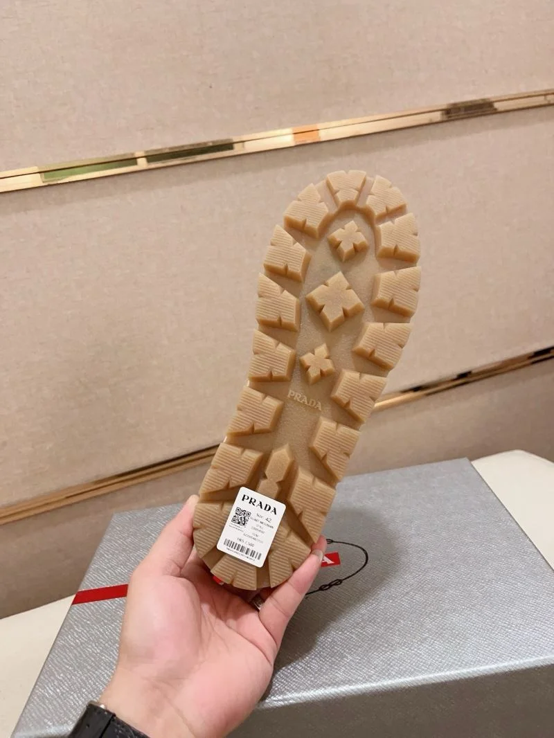 Soft Prada Low Shoes 35590