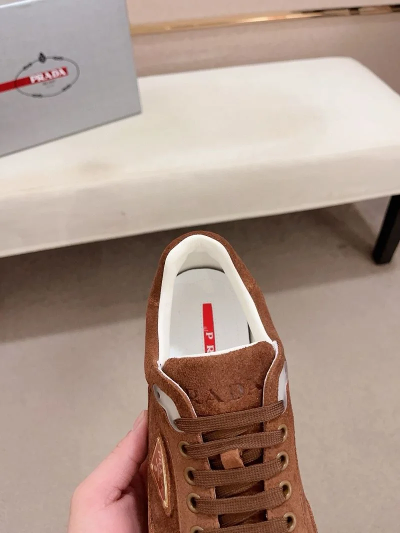 Tailored Prada Low Shoes 35595