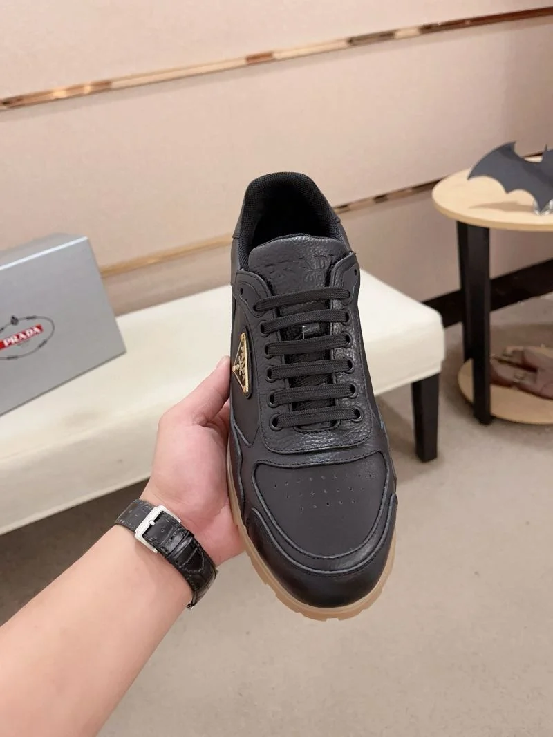 Prada Low Shoes FashionForward 35589