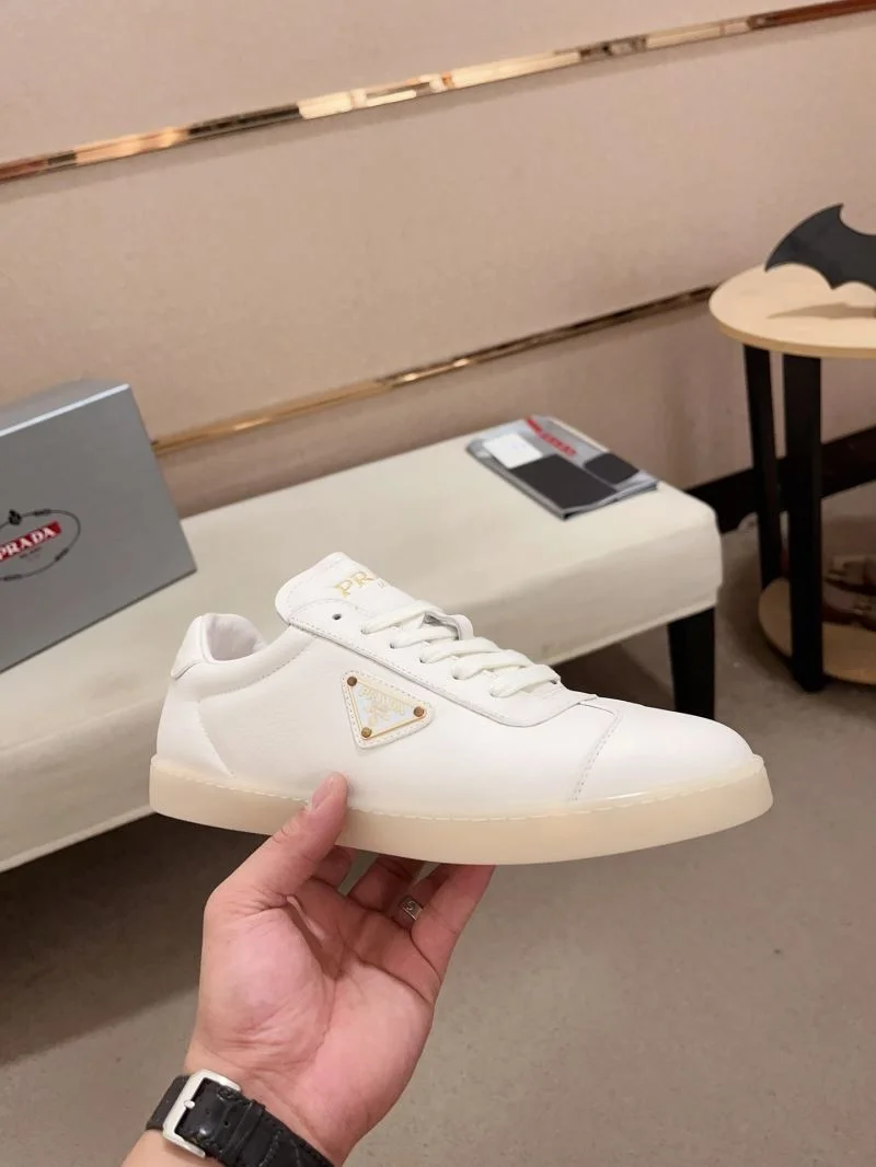 Prada Low Shoes Vibrant 35578