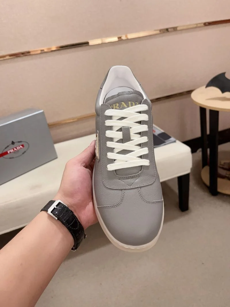 Reliable Prada Low Shoes 35570