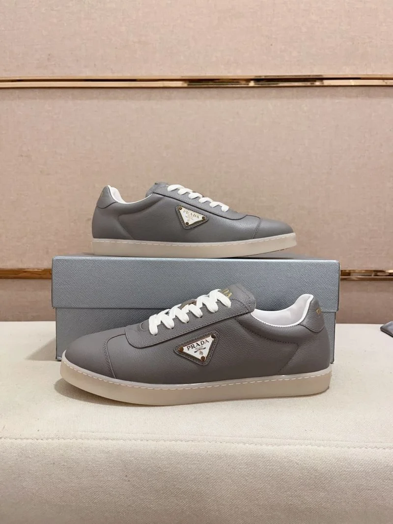 Reliable Prada Low Shoes 35570