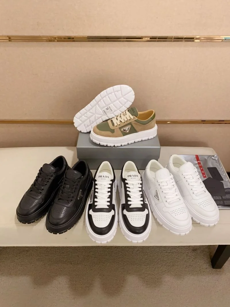 Prada Low Shoes Bold 35558