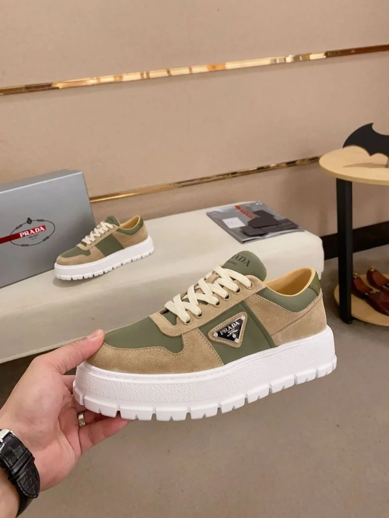 Prada Low Shoes Bold 35558
