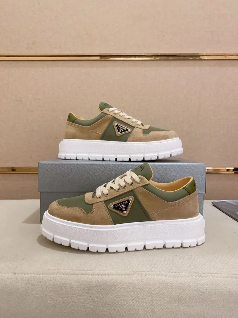 Prada Low Shoes Bold 35558
