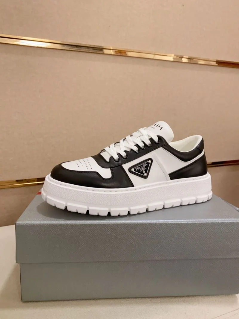 Prada Low Shoes Timeless 35561