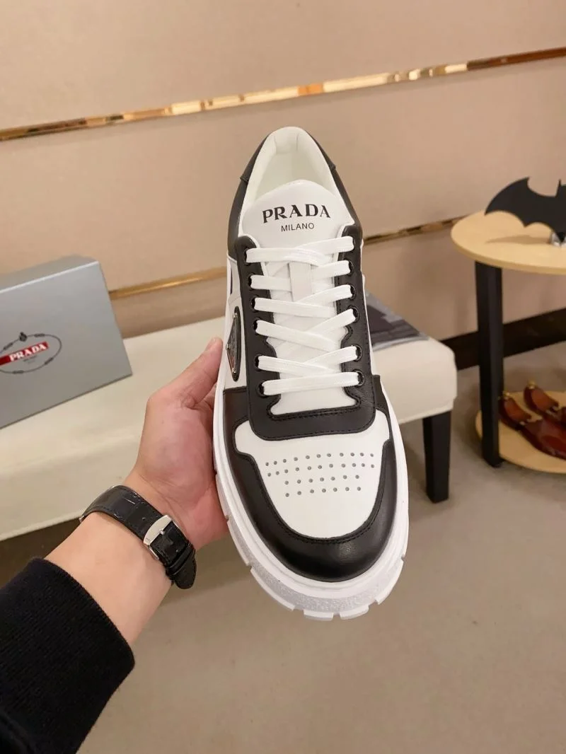 Prada Low Shoes Timeless 35561