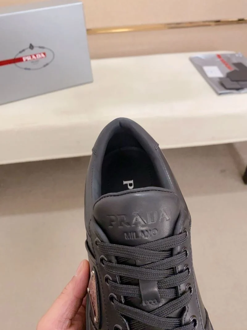 WaterResistant Prada Low Shoes 35571