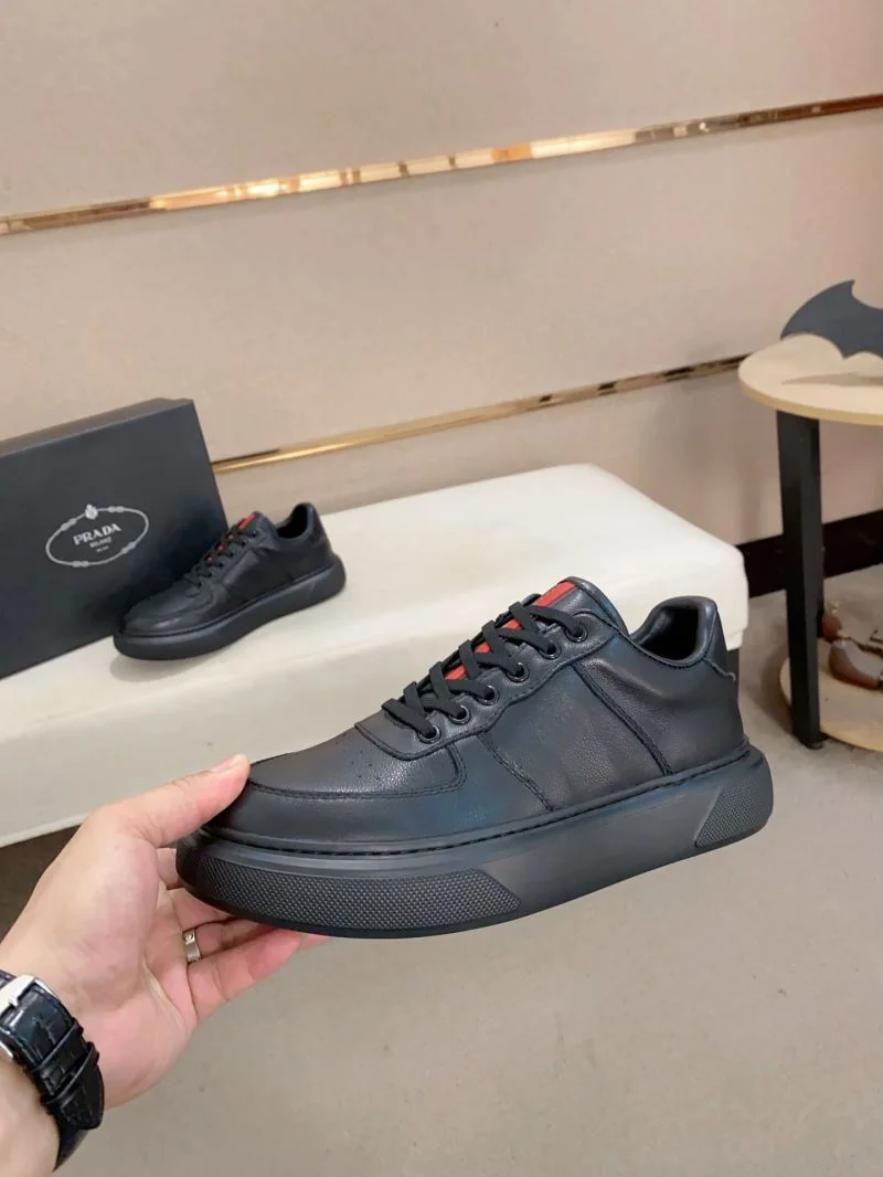 Prada Low Shoes Functional 35560