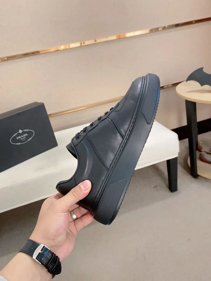 Prada Low Shoes Functional 35560