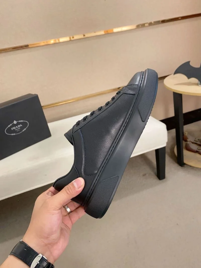 Sleek Prada Low Shoes 35569